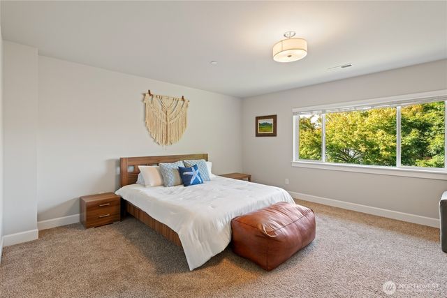21812 SE 270th Street, Maple Valley, WA 98038