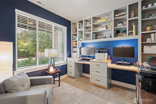 21812 SE 270th Street, Maple Valley, WA 98038