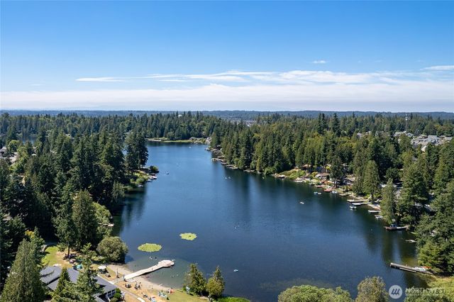 21812 SE 270th Street, Maple Valley, WA 98038