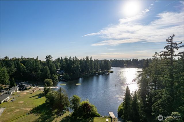 21812 SE 270th Street, Maple Valley, WA 98038