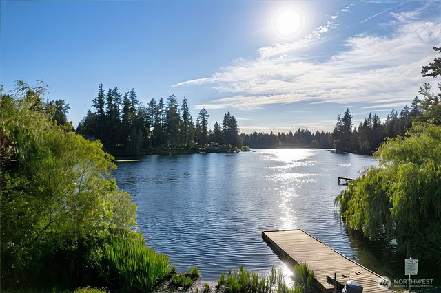 21812 SE 270th Street, Maple Valley, WA 98038