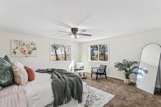 956 N Broadway Rd, Belle Plaine, KS 67013