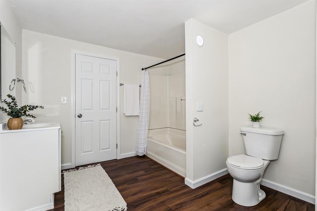 956 N Broadway Rd, Belle Plaine, KS 67013