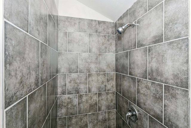 956 N Broadway Rd, Belle Plaine, KS 67013