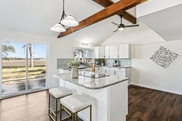 956 N Broadway Rd, Belle Plaine, KS 67013