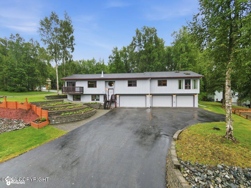 21910 Sheltering Spruce Loop, Chugiak, AK 99567