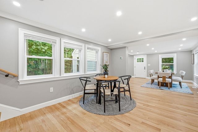 63 Russell Rd, Wellesley, MA 02482