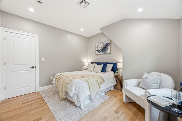 63 Russell Rd, Wellesley, MA 02482