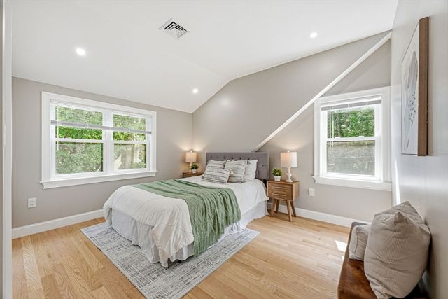 63 Russell Rd, Wellesley, MA 02482