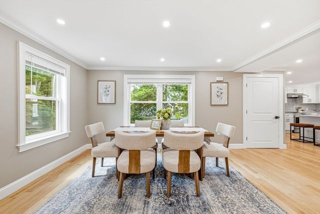 63 Russell Rd, Wellesley, MA 02482