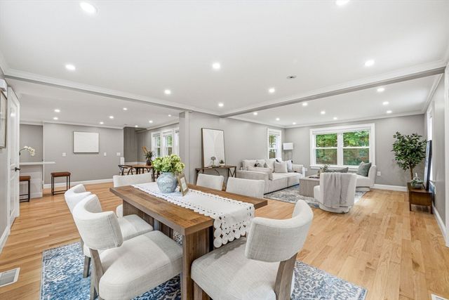 63 Russell Rd, Wellesley, MA 02482