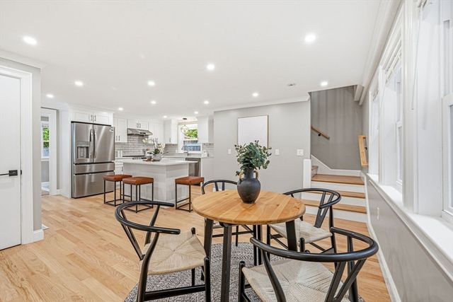 63 Russell Rd, Wellesley, MA 02482