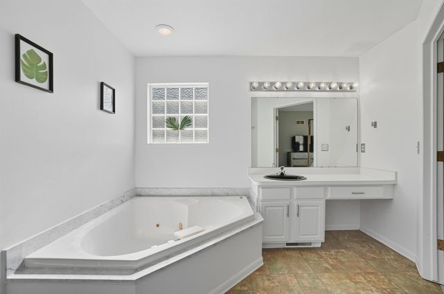 872 Cherry Street, Perrysburg, OH 43551