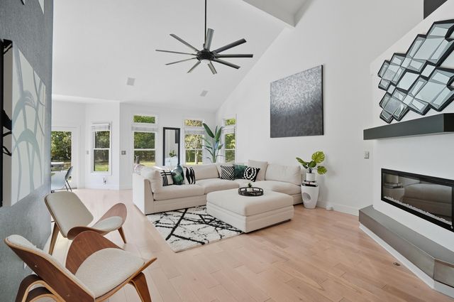 872 Cherry Street, Perrysburg, OH 43551