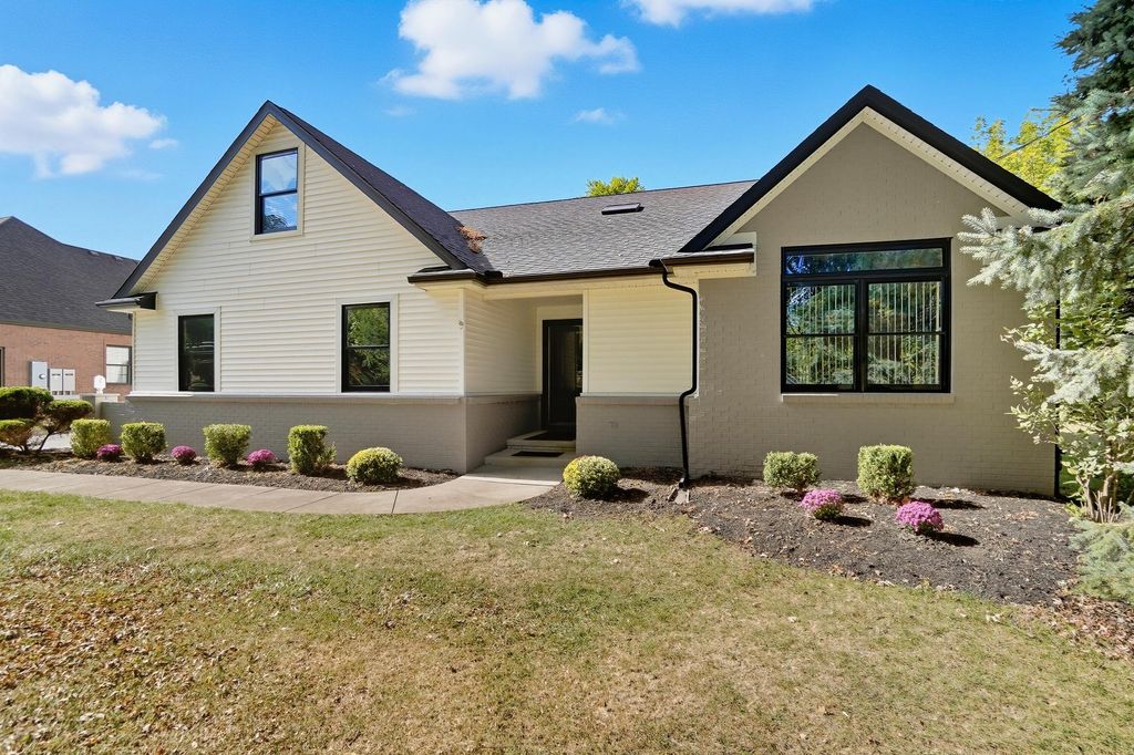 872 Cherry Street, Perrysburg, OH 43551