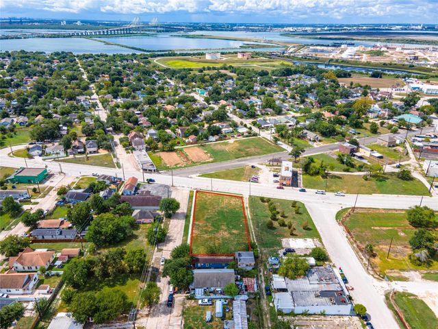 3304 Market Street, Baytown, TX 77520