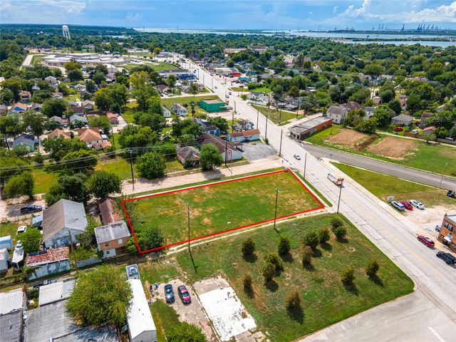 3304 Market Street, Baytown, TX 77520
