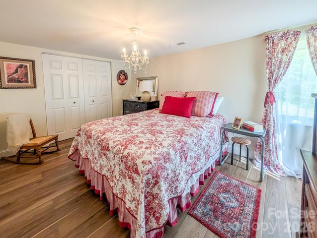 314 Byrd Creek Road, Green Mountain, NC 28740