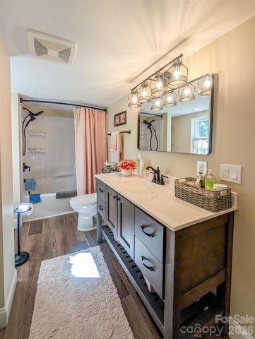 314 Byrd Creek Road, Green Mountain, NC 28740