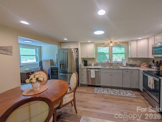 314 Byrd Creek Road, Green Mountain, NC 28740
