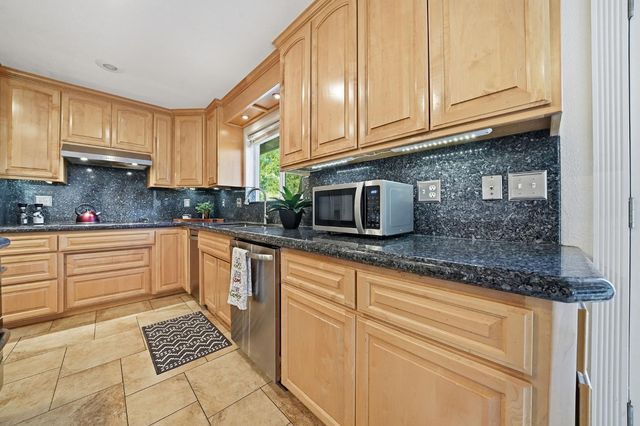 21821 Homestead Road, Pine Grove, CA 95665