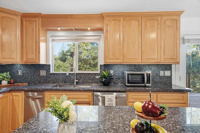 21821 Homestead Road, Pine Grove, CA 95665