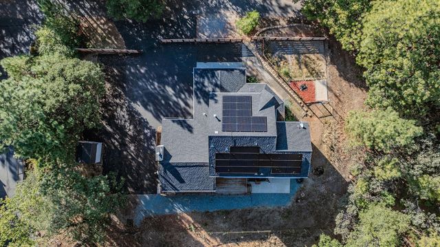 21821 Homestead Road, Pine Grove, CA 95665