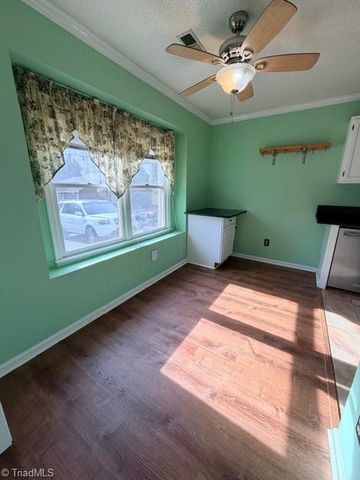 626 Rock Garden Circle, Winston-salem, NC 27104