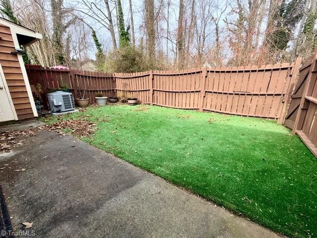 626 Rock Garden Circle, Winston-salem, NC 27104