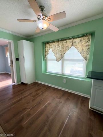 626 Rock Garden Circle, Winston-salem, NC 27104