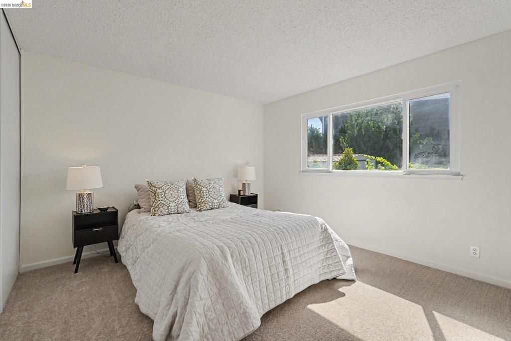 Image 8 of property listing at 4630 Burgundy Dr, Oakley, CA 94561