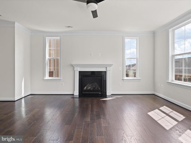 13724 NEIL ARMSTRONG AVE #408, Herndon, VA 20171