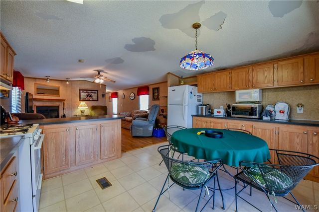 1065 Otter, Akron, AL 35441