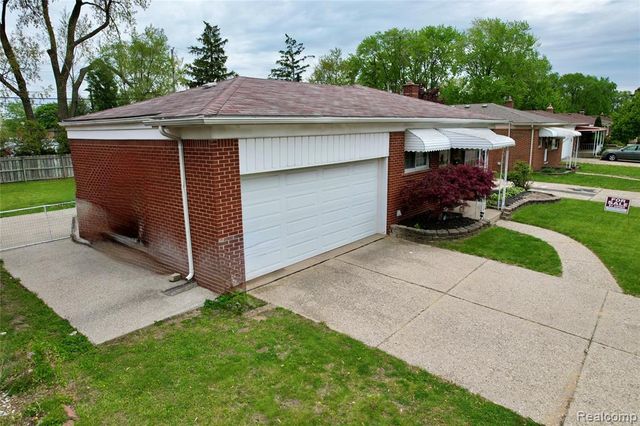 26676 Richard Drive, Warren, MI 48089