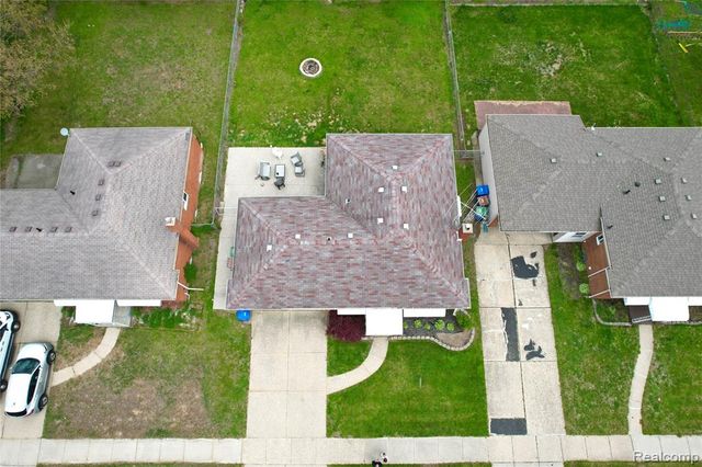 26676 Richard Drive, Warren, MI 48089