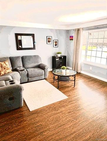 26676 Richard Drive, Warren, MI 48089