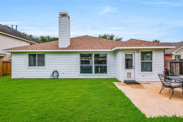 1522 Waterside Village Drive, Richmond, TX 77407