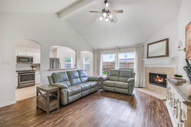 1522 Waterside Village Drive, Richmond, TX 77407