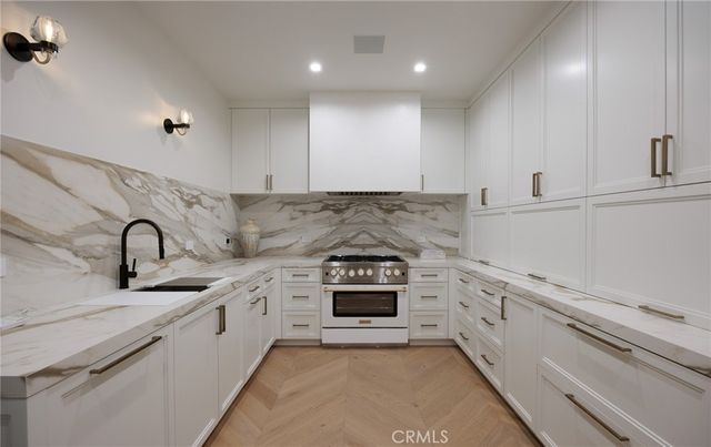 2595 Altamar, Laguna Beach, CA 92651