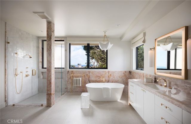 2595 Altamar, Laguna Beach, CA 92651