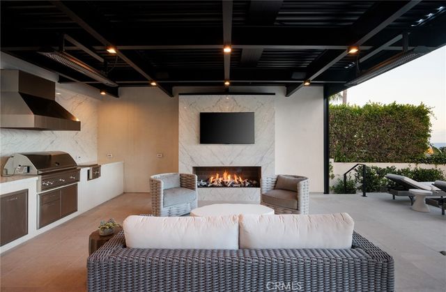 2595 Altamar, Laguna Beach, CA 92651