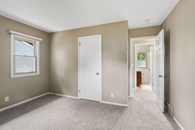 10600 President Drive NE, Blaine, MN 55434