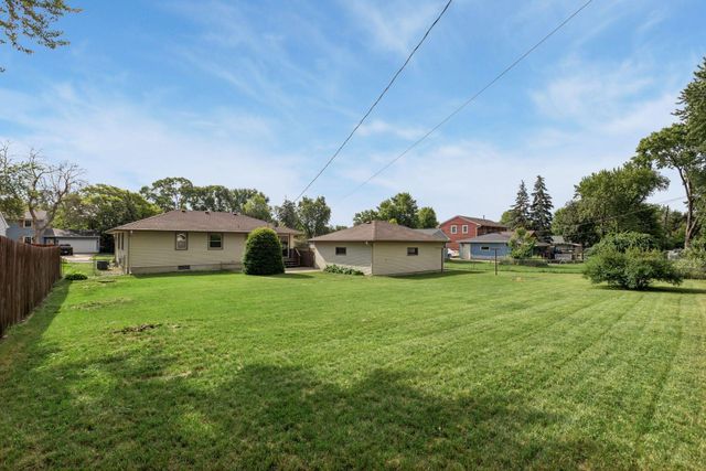 10600 President Drive NE, Blaine, MN 55434