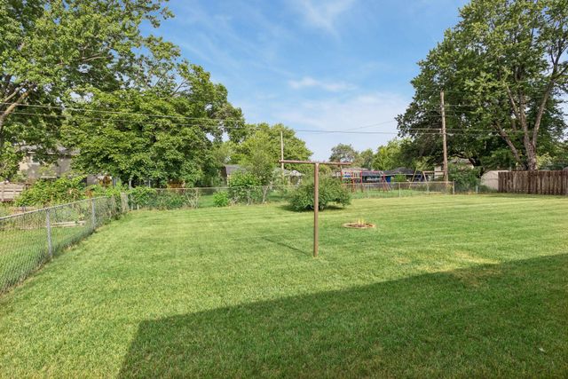 10600 President Drive NE, Blaine, MN 55434