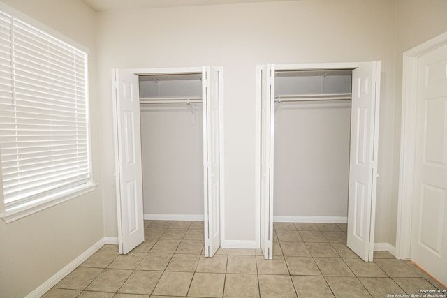 530 Dukeway Apt 2, Universal City, TX 78148