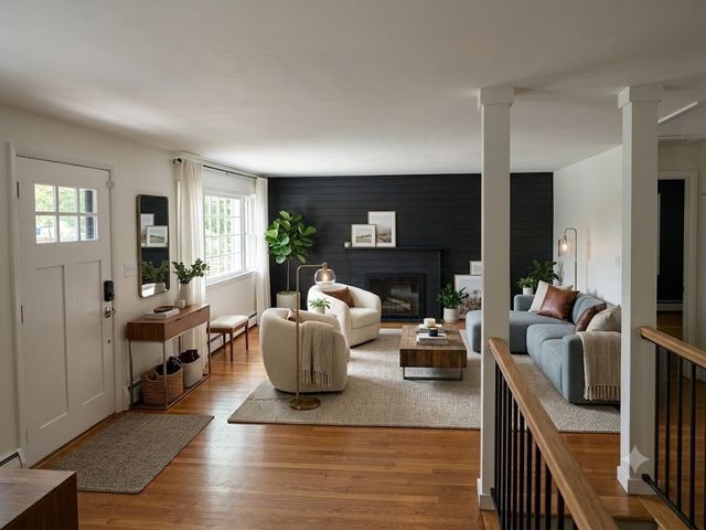 8 Fairbrook Rd, Framingham, MA 01701