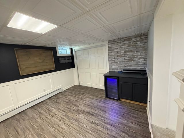 8 Fairbrook Rd, Framingham, MA 01701
