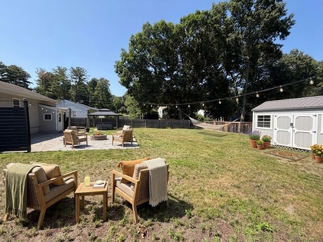 8 Fairbrook Rd, Framingham, MA 01701
