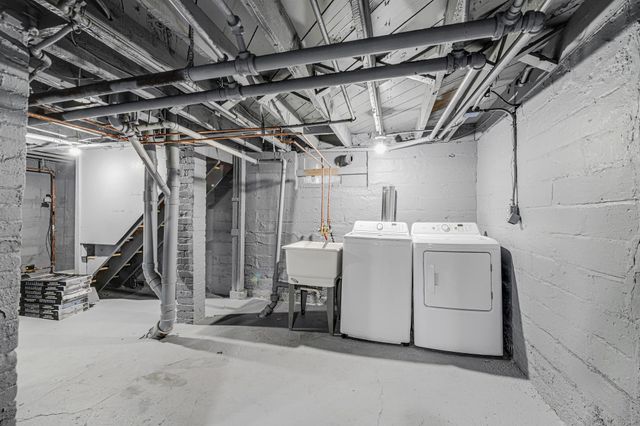 3110 Knox Avenue N, Minneapolis, MN 55411