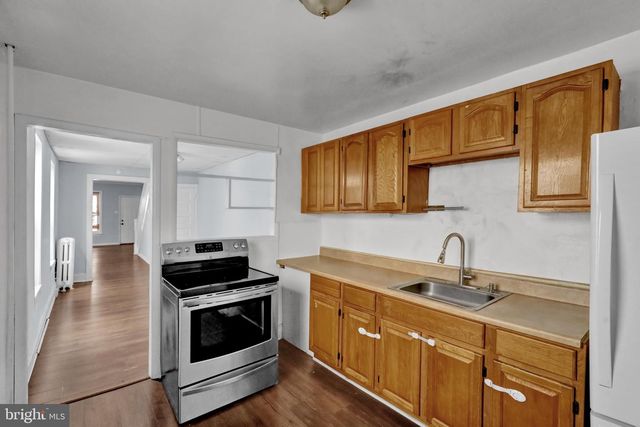 1329 CHURCH ST, Reading, PA 19601
